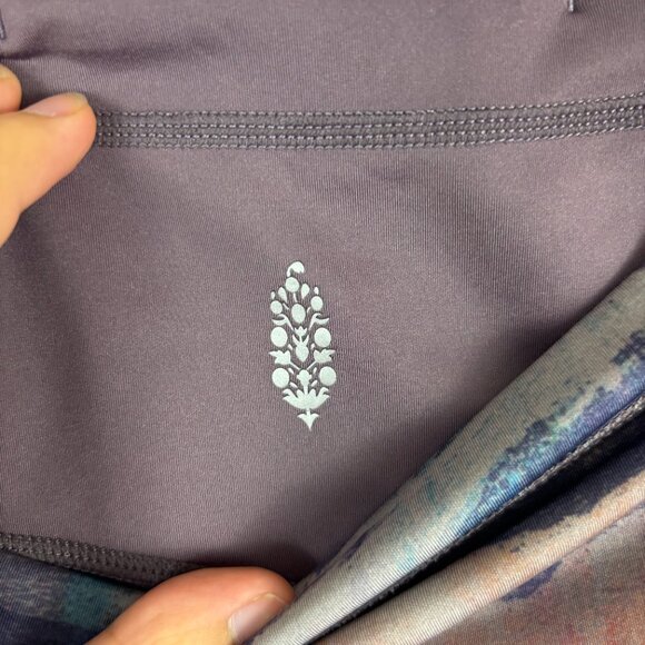 Free People Movement Womens Multicolor Beat The Heat Reversible Leggings Size M - Picture 4 of 11